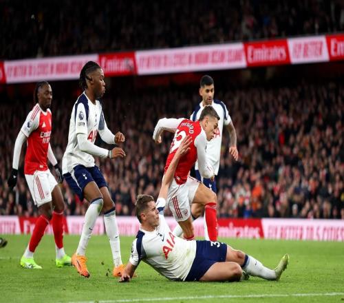 阿森納vs熱刺半場數據：阿森納控球率68%，射門80，射正40