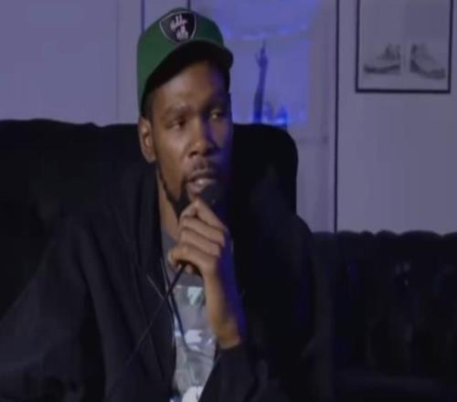 杜兰特:我不喜欢赌博,平时我爱玩范特西因为它免费