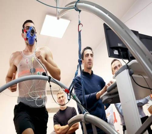 為奪澳網亮出新武器！阿卡將利用高科技體測制定更科學訓練計劃