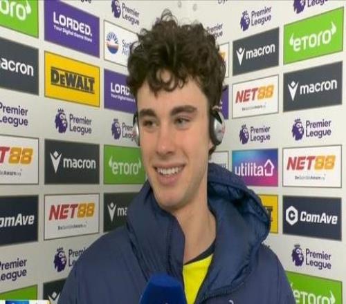 格雷：剛進(jìn)球的時(shí)候沒(méi)看到隊(duì)友為我慶祝，我當(dāng)時(shí)有點(diǎn)困惑