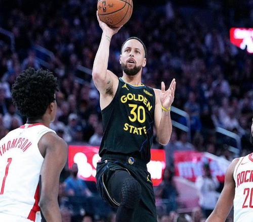 勇士快船全崩了！詹姆斯第五冠真有戲了，湖人該交易一人補(bǔ)強(qiáng)嗎