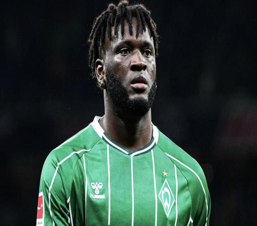 可能赛季报销，不莱梅主管：博尼费斯将接受进一步的膝盖检查