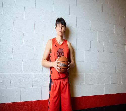 媒体人:姚明是中国最强的球员在他之后杨瀚森的NBA前景是最好的