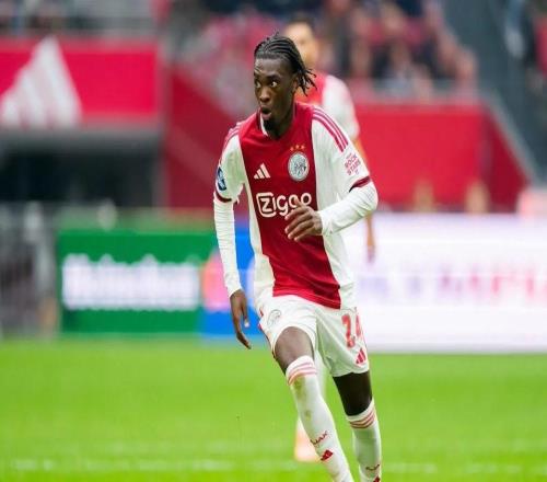 記者：曼聯有意阿賈克斯17歲中場喬西莫基奧