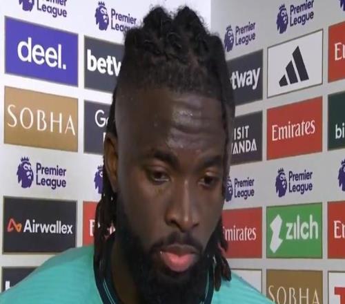 阿罗科达雷:这样被绝杀让人心痛,这种情况整个赛季都在发生