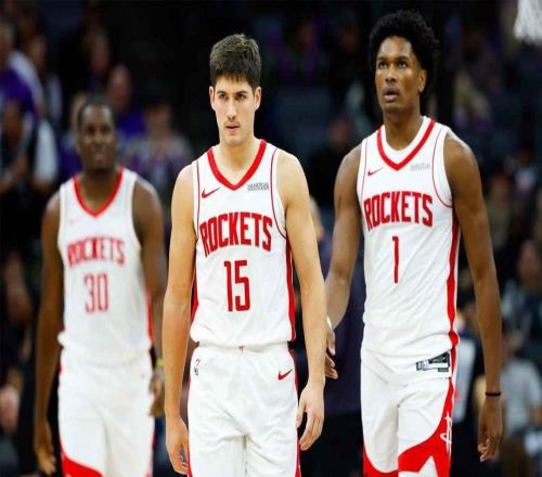 火箭队低迷状态进入圣诞大战,詹姆斯带领湖人队将暴露他们的弱点