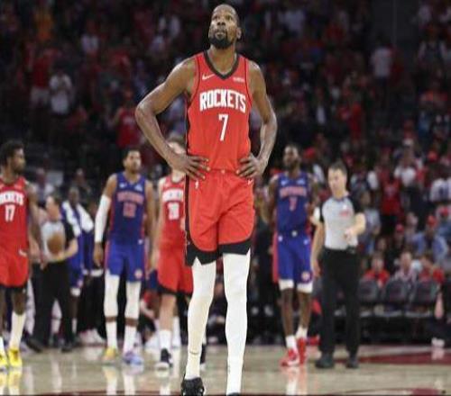 杜兰特:愿意为争冠球队打替补不觉得这种情况会发生但也能胜任