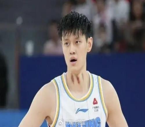 北京男篮官方:国内球员注册已完成,31日为曾凡博进行预注册