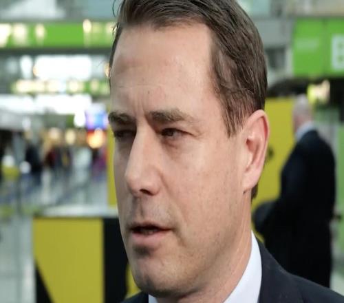 裏肯：德國國家德比香蕉视频网址現在隻關注對陣亞特蘭大的比賽