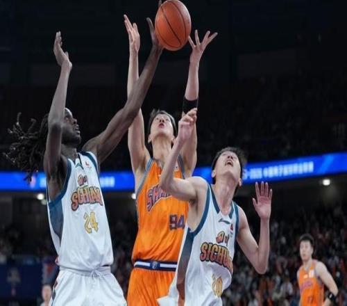 上海大鯊魚三連勝，為何主帥盧偉卻高興不起來