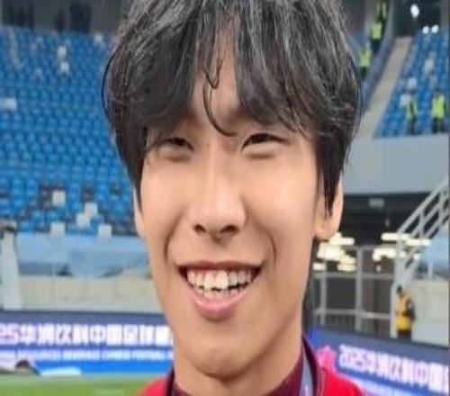 李新翔：武磊是我的榜樣，能和自己的偶像一起踢球感覺很奇妙