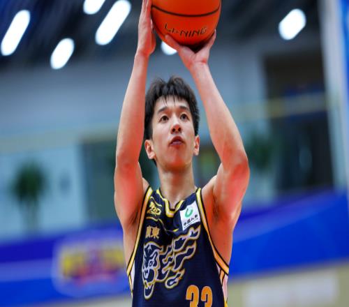 U21全錦賽：廣東男籃力克深圳獲首勝楊溢狂轟38+7+5+5+9失誤
