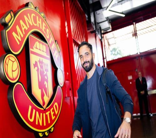 4400萬鎊搶人！曼聯(lián)冬窗瞄準狼隊中場核心