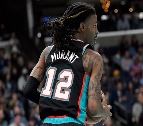 3年前还是NBA门面,1.9亿先生,如今场均17+36%,成球队弃将