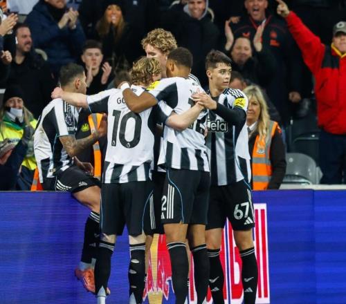 第92分鍾絕殺！19歲天才絕境爆發，英超豪強險勝，成功晉級4強