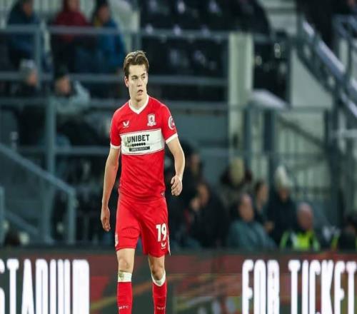 曼晚：尼潘在米堡機會減少，曼城考慮召回他讓他跟一線隊訓練