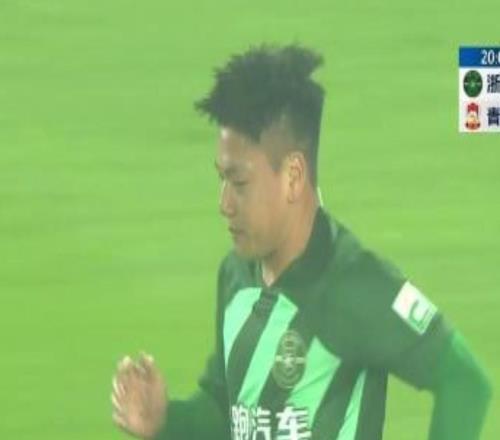 記者：岳鑫有望加盟上海海港，李提香有望加盟遼寧鐵人