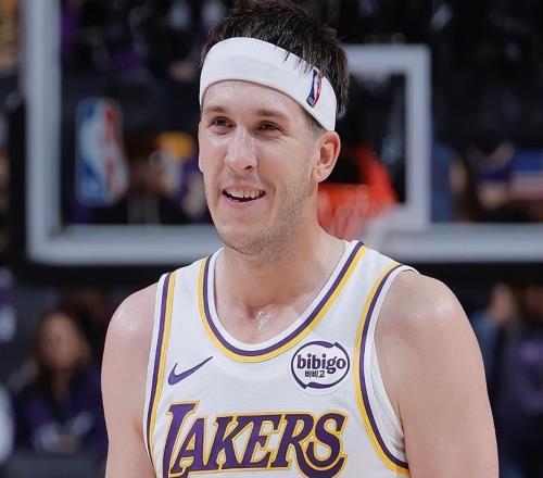 再見全明星！再見2.4億美金頂薪！里夫斯傷情官宣，湖人進退兩難