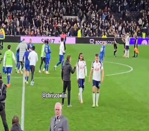 唇語專家解讀：斯彭斯離場前對弗蘭克說道“我不干了”