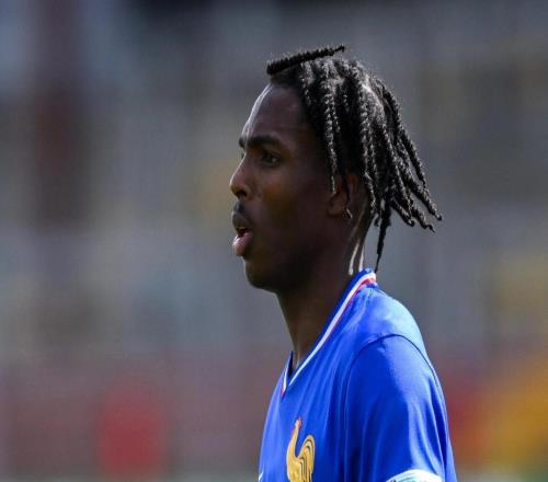 官方：利物浦簽下20歲雷恩後衛雅凱據悉轉會費為5500萬鎊