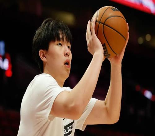 季前赛过后!美媒重排25届新秀:杨瀚森进入前十!