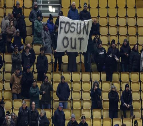 比賽第15分鐘才入場，狼隊(duì)球迷將在對(duì)陣曼聯(lián)時(shí)抗議復(fù)星國際