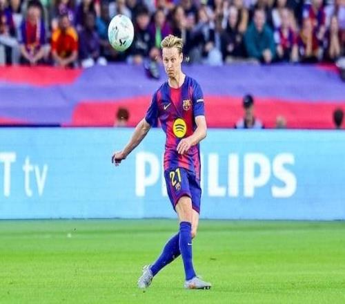 每體：德容今天未參加球隊訓練，隻在健身房裏進行健身訓練