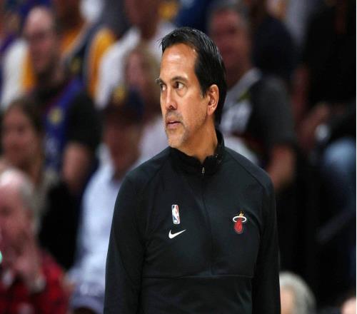 斯波:NBA竞争十分激烈,希望热火队今年能比去年好得多
