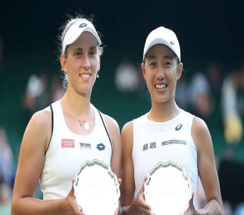 張帥/梅爾滕斯奪得澳網(wǎng)女雙冠軍：就像一場“起死回生”的英雄之戰(zhàn)