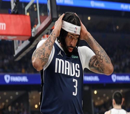 已連續(xù)缺席獨(dú)行俠8場比賽，記者：對陣開拓者濃眉仍出戰(zhàn)成疑