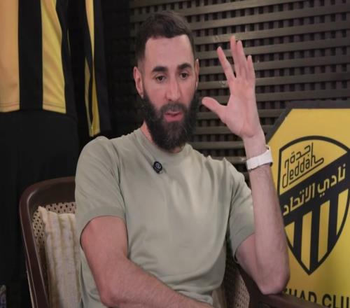 本泽马：我和C罗无需向外界展示什么回皇马完全有可能