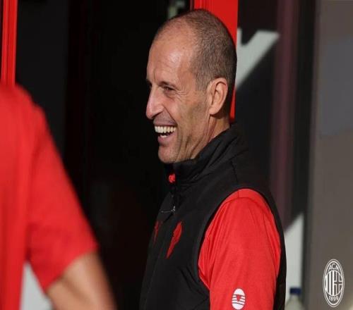 岡茨丨阿萊格裏的球隊中缺少一名