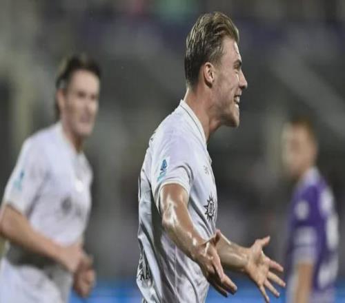 曼聯(lián)舊將，“梅開二度”的霍伊倫，帶隊(duì)領(lǐng)跑意甲，尷尬嗎曼聯(lián)