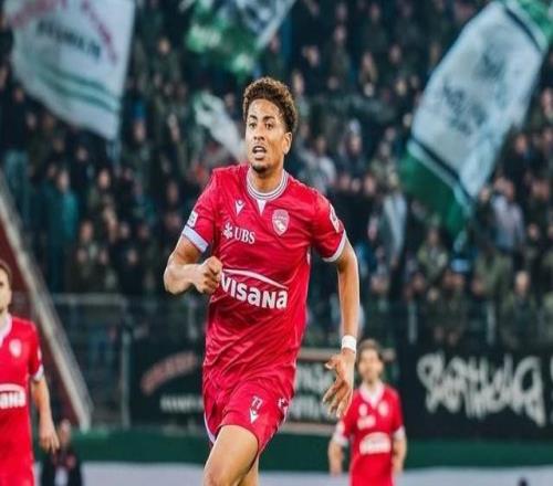 甩開中國資本領先15分！這支瑞士小鎮球隊正上演“萊斯特城奇跡”