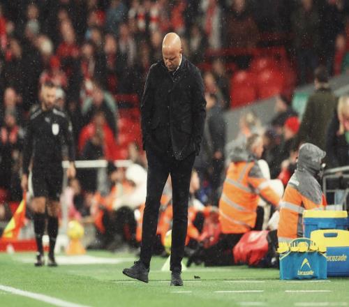 03！1.3億新援缺戰，利物浦主場慘敗，遭賽季三殺，近7戰6負