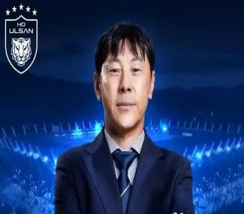 徹底破防！申台龍被申花逼平後再吐槽：上次剛罵國足踢“屎球”