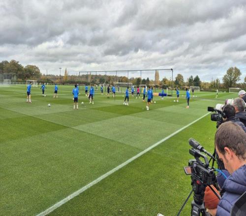 首席跟隊：貝里瓦爾和斯彭斯都沒有參加熱刺今天的訓(xùn)練