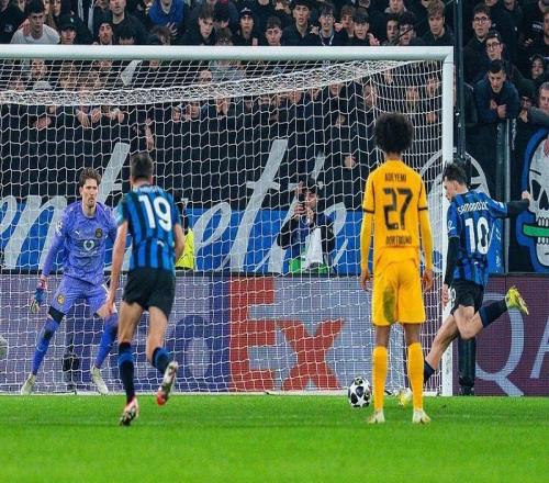 亞特蘭大41多特蒙德總比分43晉級歐冠16強