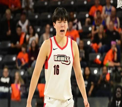 楊瀚森又破紀(jì)錄！開(kāi)拓者進(jìn)行官宣，但是機(jī)會(huì)太少