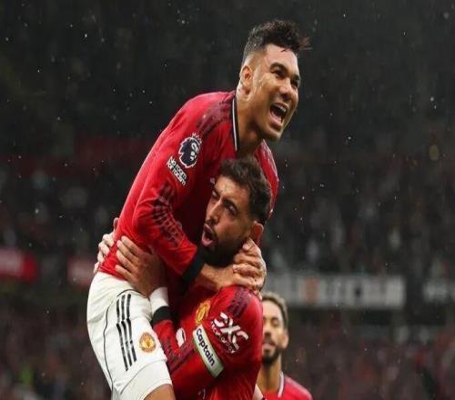 3名曼聯球員表態：希望卡塞米羅再留1年記者：卡塞米羅留隊反轉的談論更多是情感上，而非基於實際情況