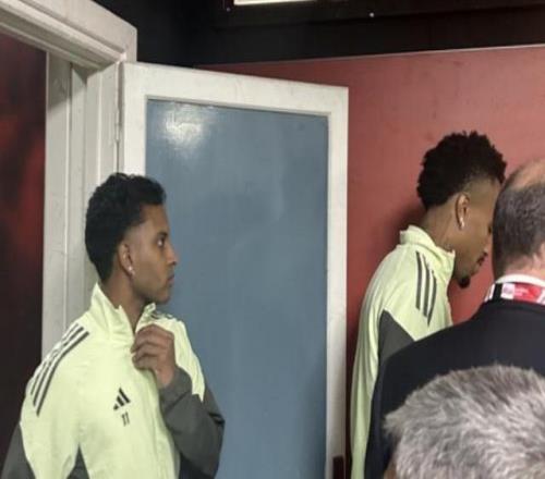 【現(xiàn)場】球場簡陋無礙“貼臉開大”，巴列卡諾悶平皇馬