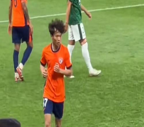 記者：青島海牛球員韋所為已經跟隨重慶銅梁龍訓練