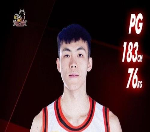 創(chuàng)紀(jì)錄！新科探花龐崢麟34分生涯新高3戰(zhàn)兩次30+率江蘇首勝