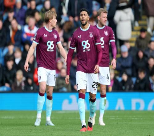 34！英超倒數第2功虧一簣：連扳3球後補時遭絕殺讀秒絕平球被吹