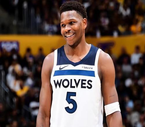 53分+49分+44分!联盟第1!对不起,哈登,他才是NBA最强分卫