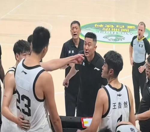 和杜锋矛盾公开,徐昕提出交易自己!CBA球员也可以行使NBA特权