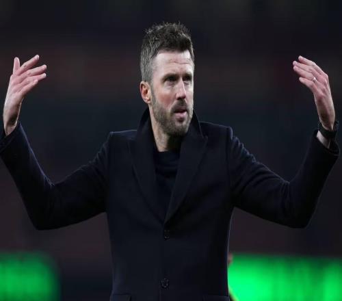 卡裏克執教曼聯前5場聯賽主場全勝，成隊史第二人