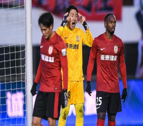 绝望的04!亚泰7轮不胜最快1天后降级20岁国足红星2轮失误送3球