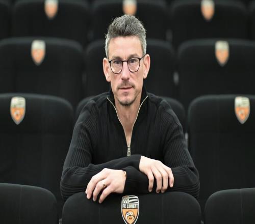 科斯切爾尼：溫格把經(jīng)驗傳給了我們我愿為阿森納付出一切