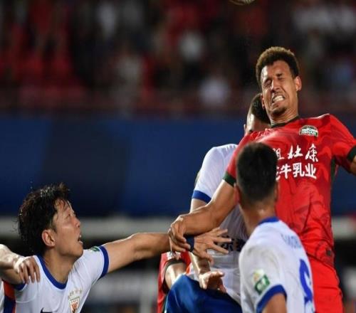 中超泰山11日晚客場對陣河南隊，破解密集防守是關鍵